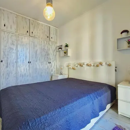 Lydia's Place * Funchal (Madeira)